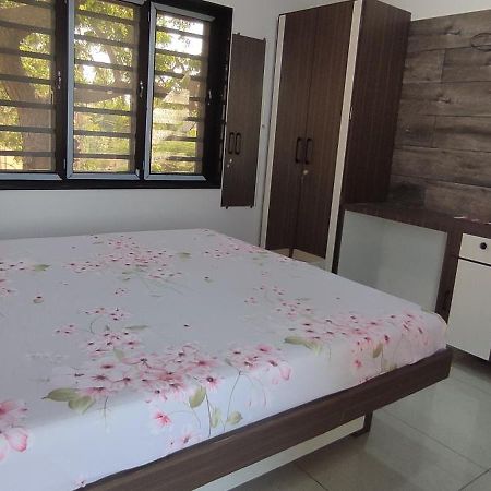 "Go Desert" Homestay Bhuj Luaran gambar