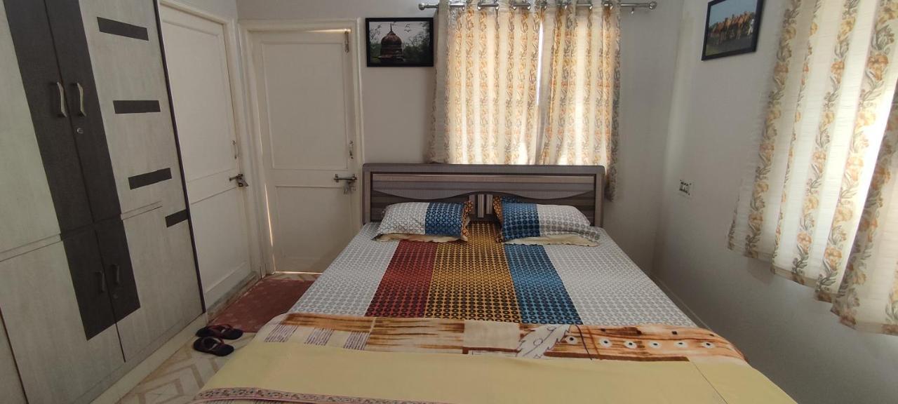 "Go Desert" Homestay Bhuj Luaran gambar