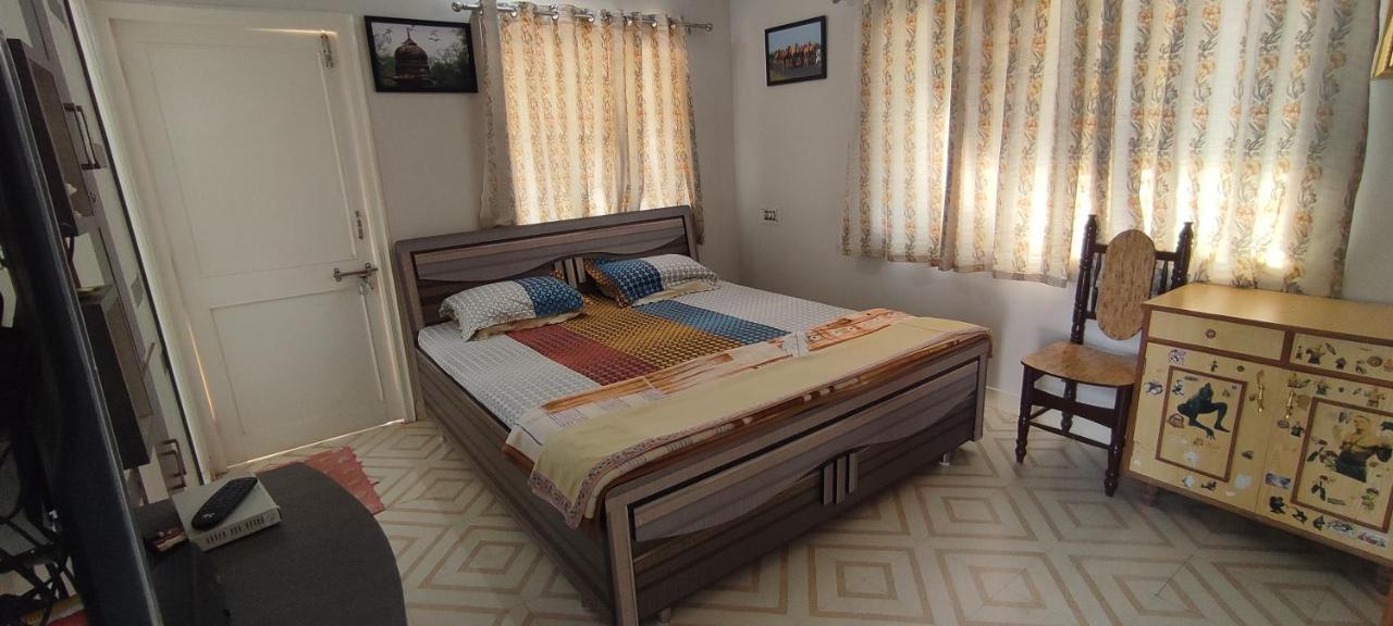 "Go Desert" Homestay Bhuj Luaran gambar