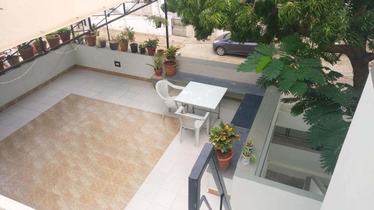 "Go Desert" Homestay Bhuj Luaran gambar